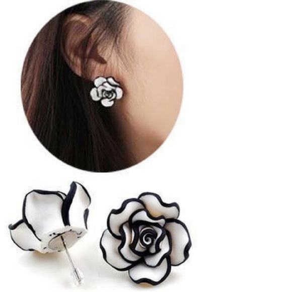 🌹 HOST PICK ROSE! 🌹 - Picture 3 of 8